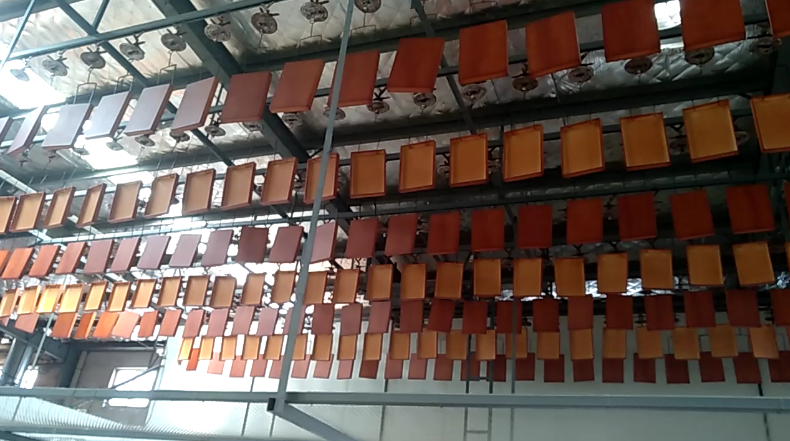 BG�����й���½������Ϳ������������ͬ�У���Ϳ����δ��